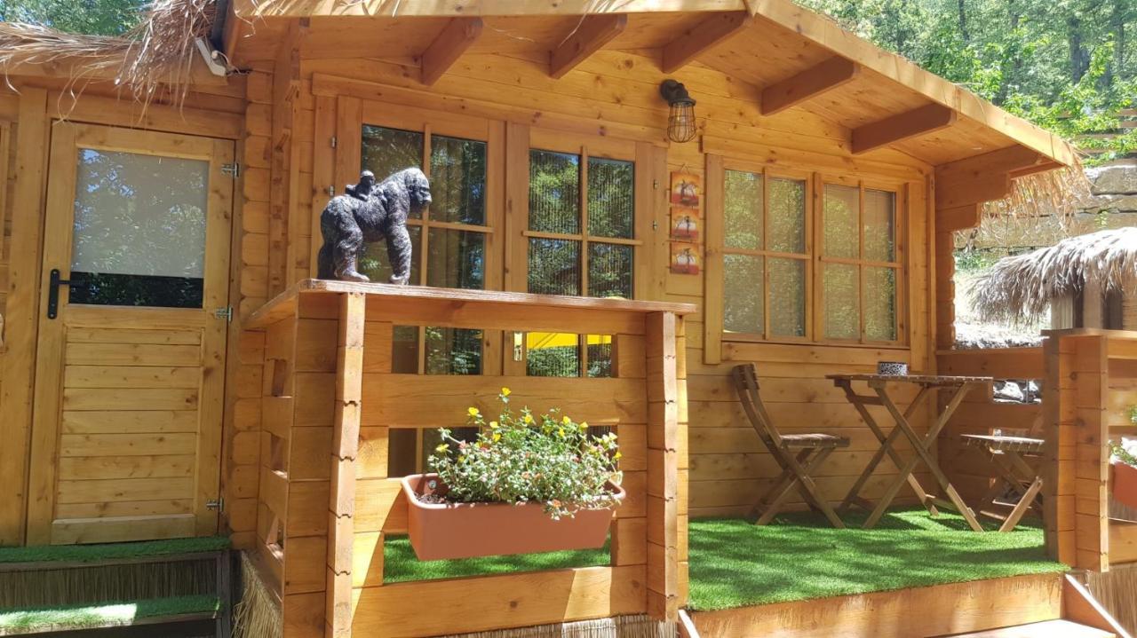 La Lyalis Bed & Breakfast เอกีนส์ ภายนอก รูปภาพ