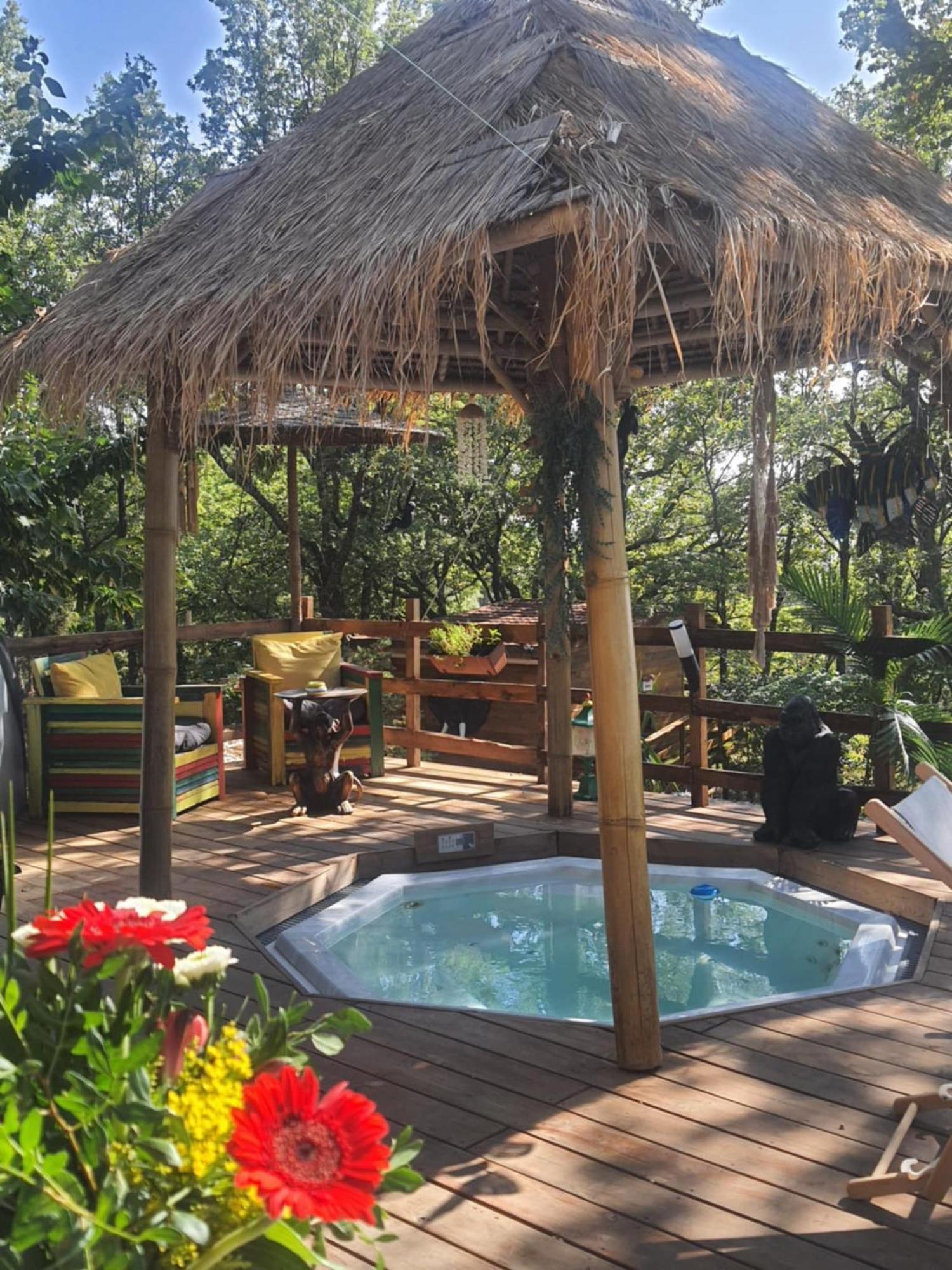 La Lyalis Bed & Breakfast เอกีนส์ ภายนอก รูปภาพ